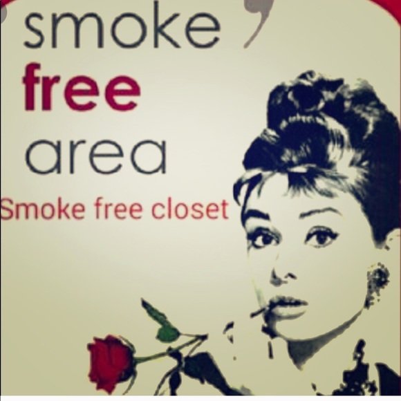 NWT Vince Camuto. Taupe dress with metal studs - Picture 6 of 6